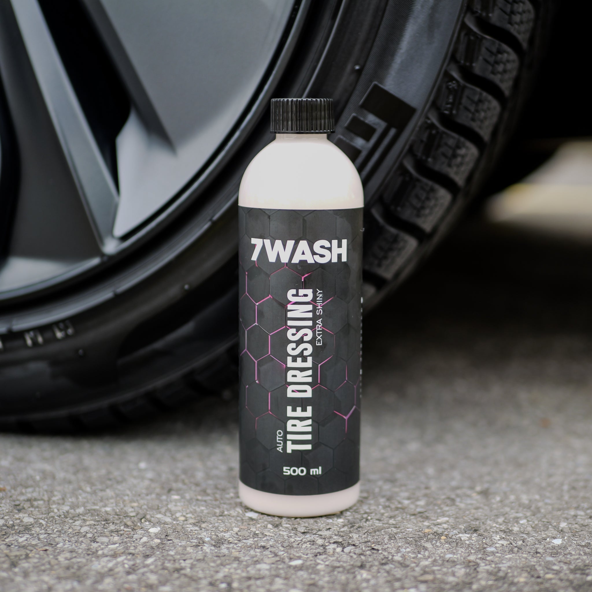 7WASH Tire Dressing Extra Shiny 500 ml Reifenglanz Flasche Vorderansicht